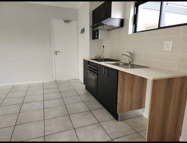 1 BEDROOM APARTMENT FOR SALE IN WITFIELD